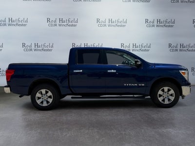 2019 Nissan TITAN SV