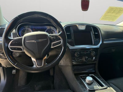 2020 Chrysler 300 Touring