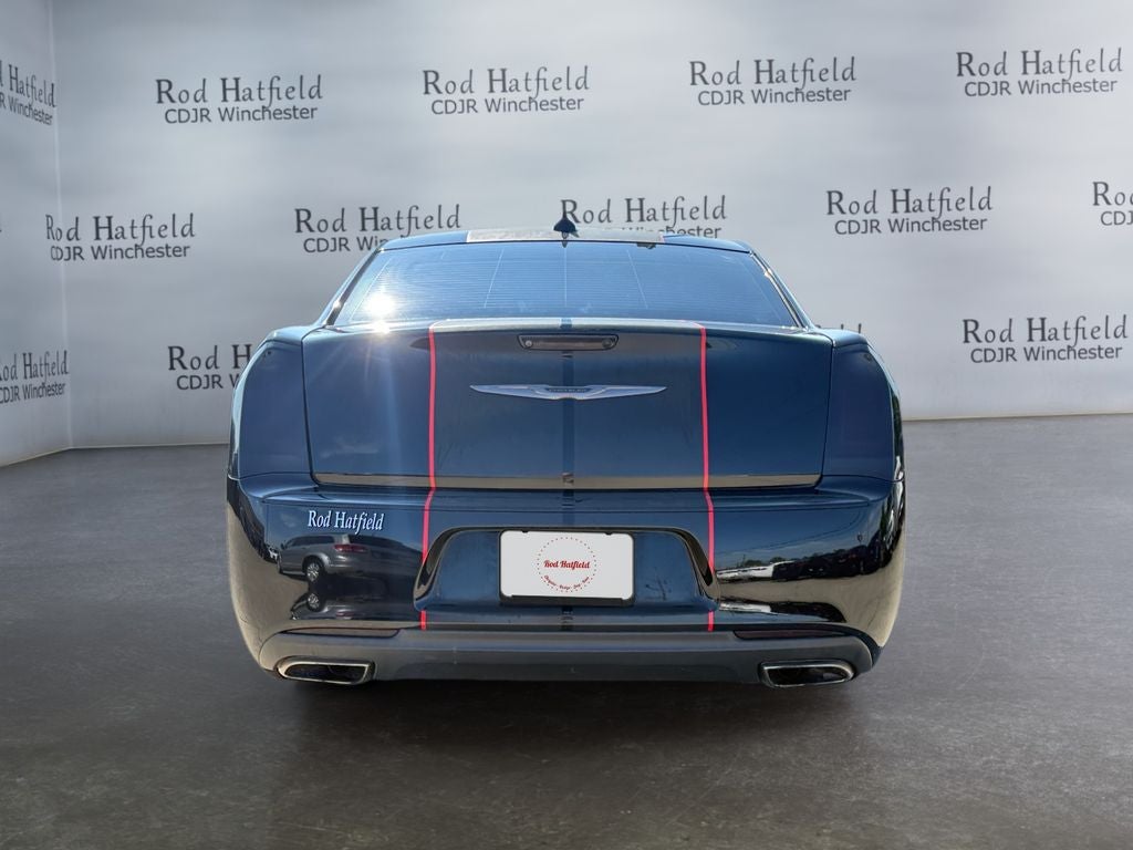 2020 Chrysler 300 Touring