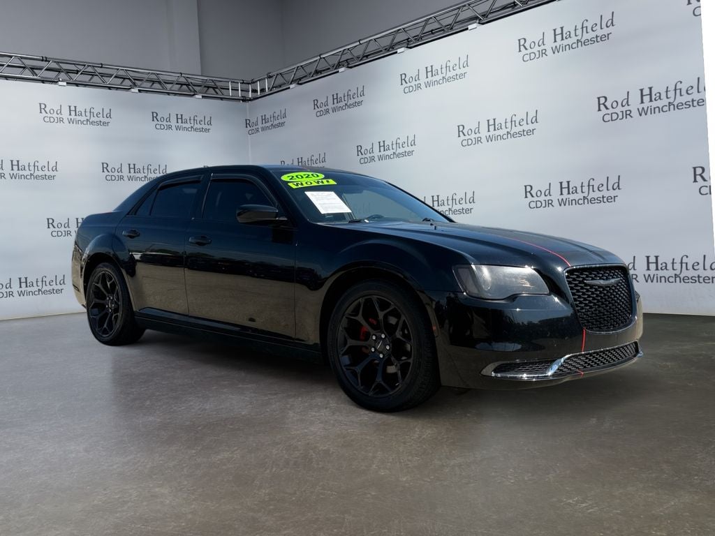 2020 Chrysler 300 Touring