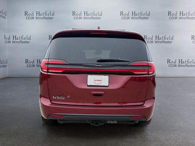 2021 Chrysler Pacifica Touring L
