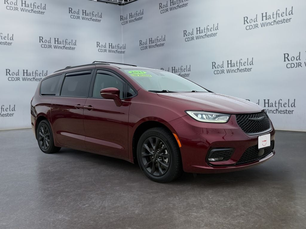 2021 Chrysler Pacifica Touring L