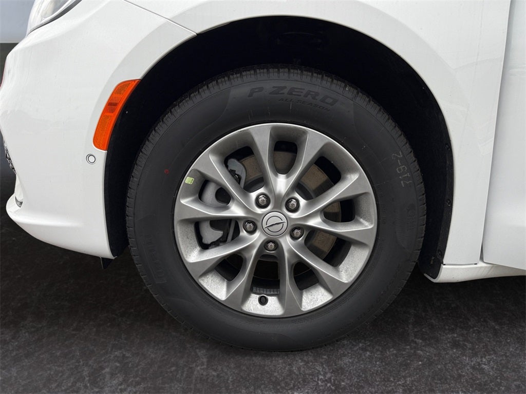 2026 Chrysler Pacifica PACIFICA SELECT AWD