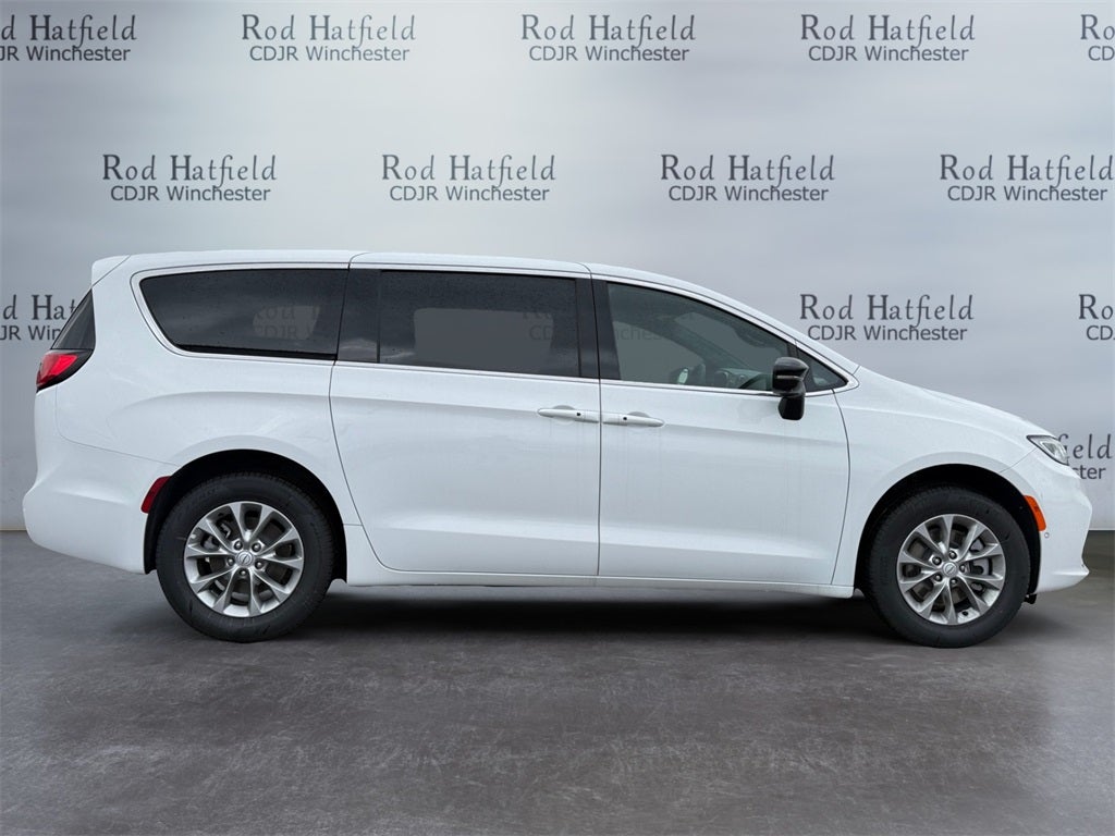 2026 Chrysler Pacifica PACIFICA SELECT AWD