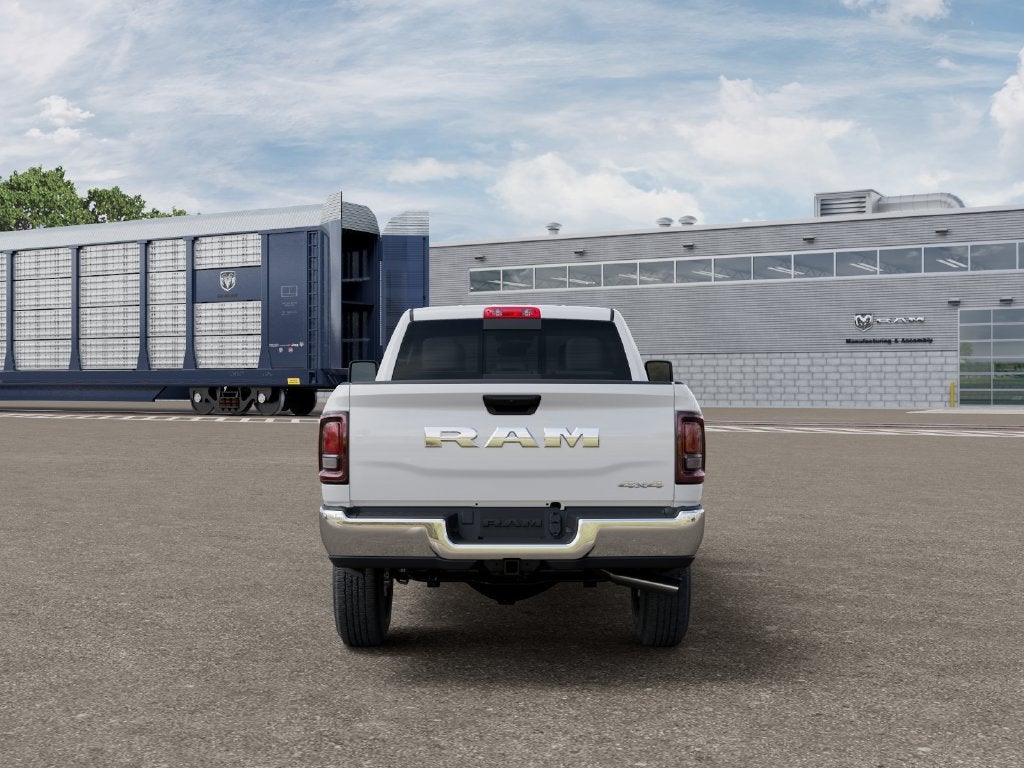2027 RAM Ram 2500 RAM 2500 TRADESMAN CREW CAB 4X4 6'4' BOX
