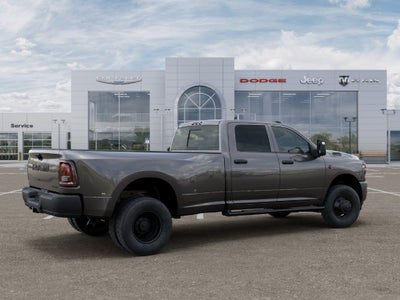 2027 RAM Ram 3500 RAM 3500 TRADESMAN CREW CAB 4X4 8' BOX