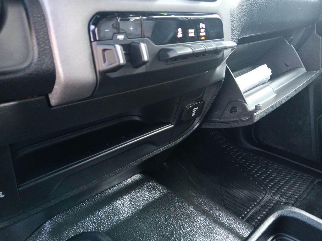 2022 RAM 2500 Tradesman Crew Cab 4x4 8' Box