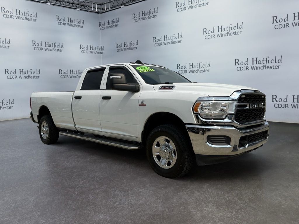 2023 RAM 2500 Tradesman Crew Cab 4x4 8' Box