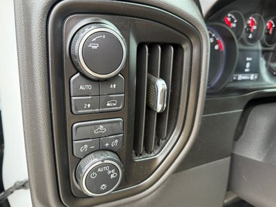 2020 Chevrolet Silverado 1500 4WD Crew Cab Short Bed Custom