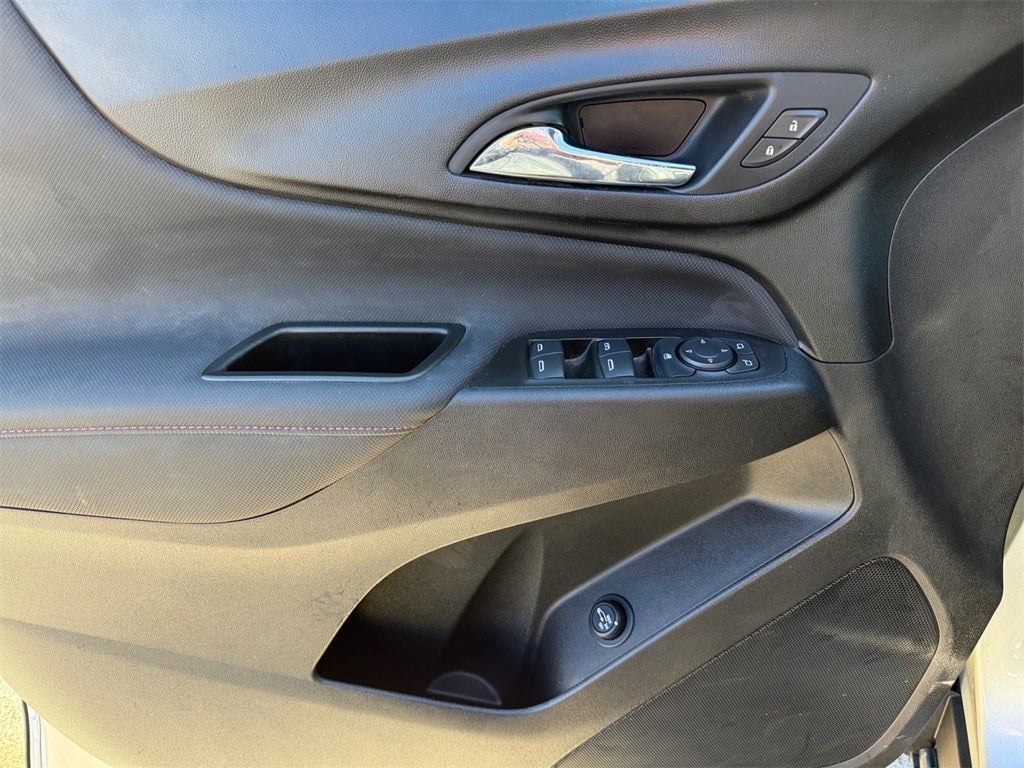 2022 Chevrolet Equinox FWD RS