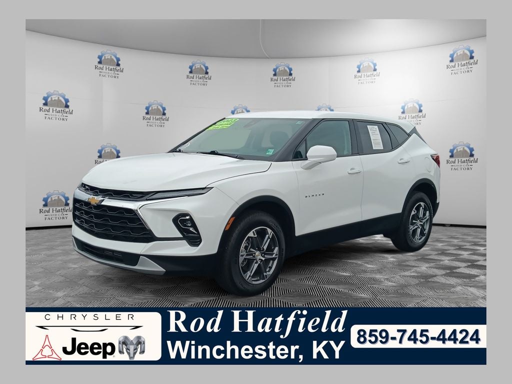 2023 Chevrolet Blazer 2.0T 2LT AWD's photo