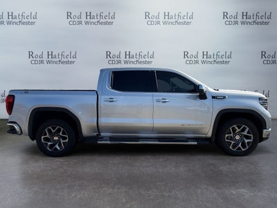 2022 GMC Sierra 1500 4WD Crew Cab Short Box SLT