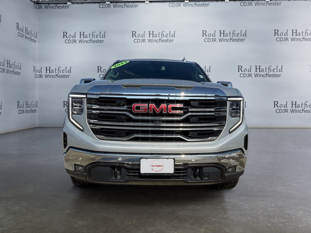 2022 GMC Sierra 1500 4WD Crew Cab Short Box SLT