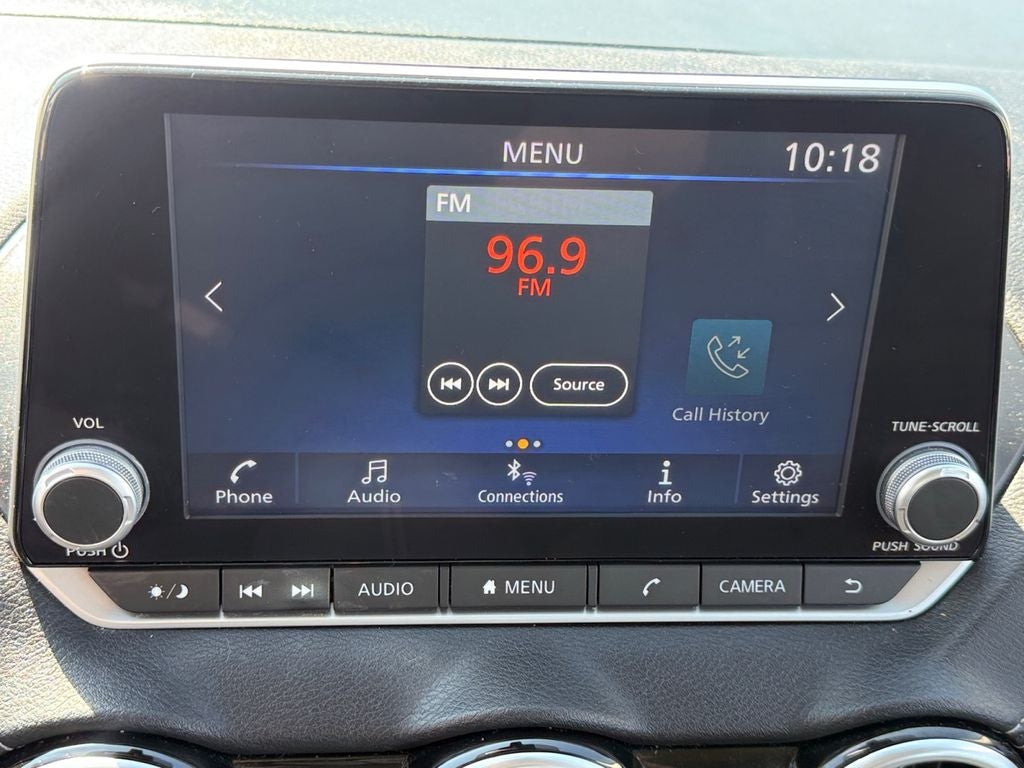2022 Nissan Sentra SV Xtronic CVT