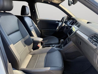2021 Volkswagen Tiguan 2.0T SE R-Line Black