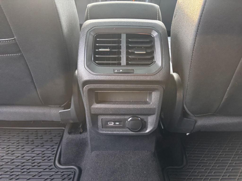 2023 Volkswagen Tiguan 2.0T SEL R-Line
