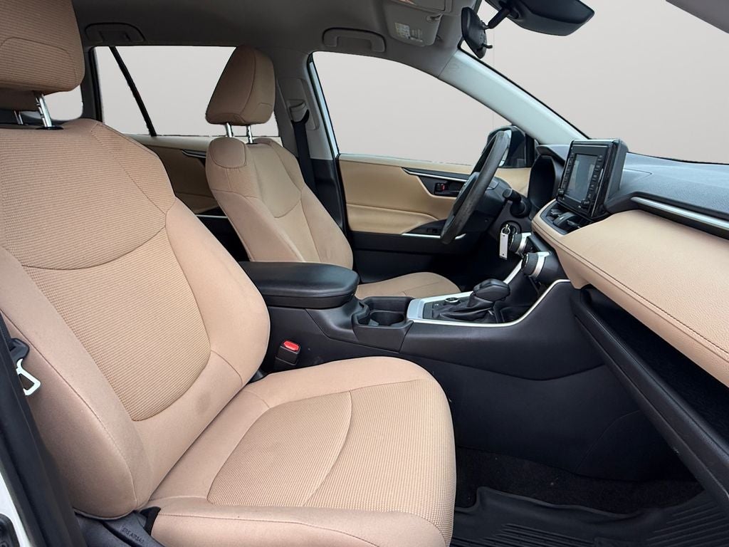 2021 Toyota RAV4 Hybrid LE