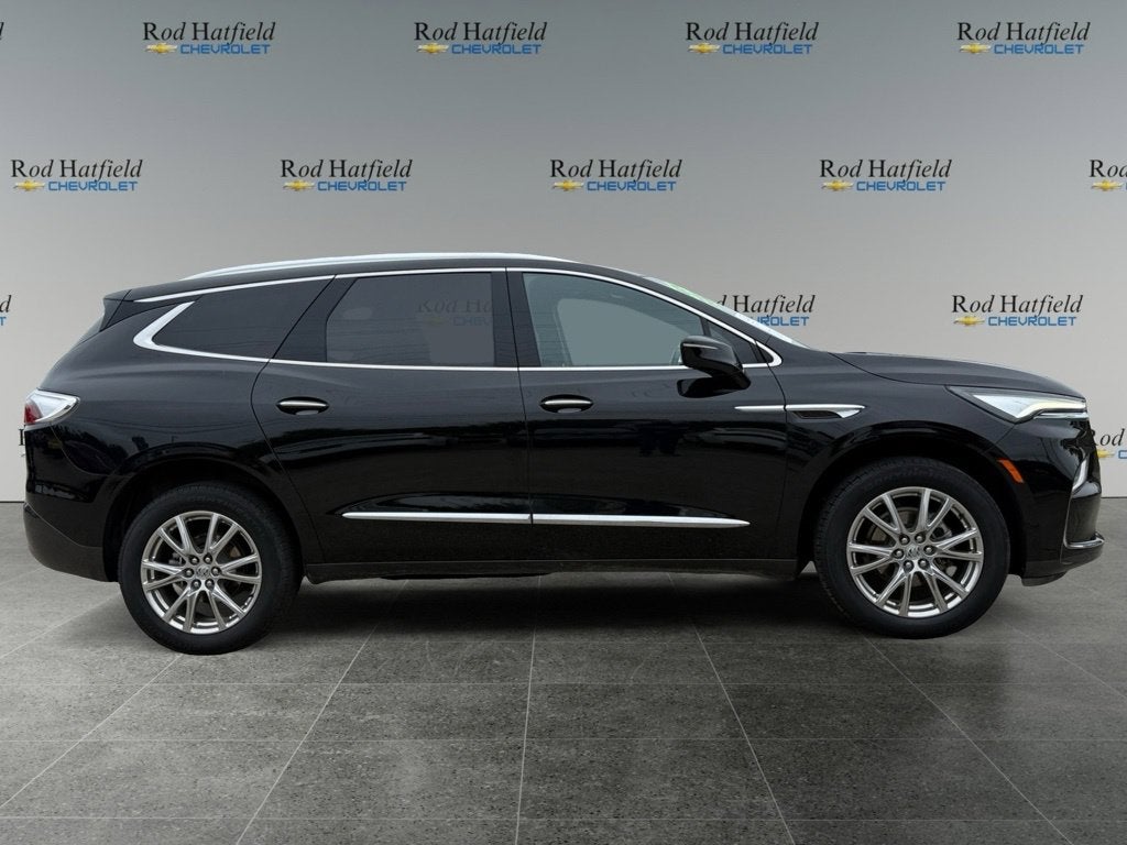 2024 Buick Enclave Essence FWD