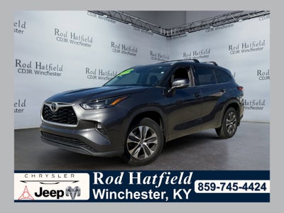 2022 Toyota Highlander XLE