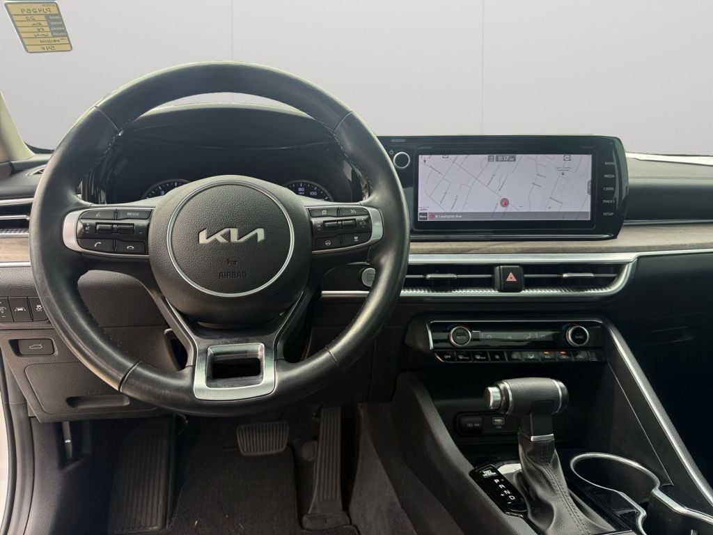 2022 Kia K5 EX