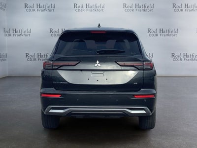 2025 Mitsubishi Outlander SE