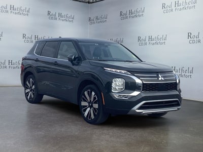 2025 Mitsubishi Outlander SE