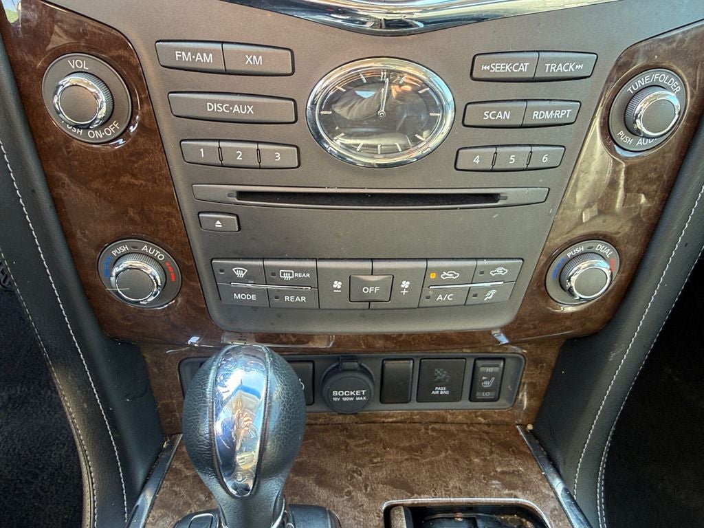 2016 INFINITI QX80 Base