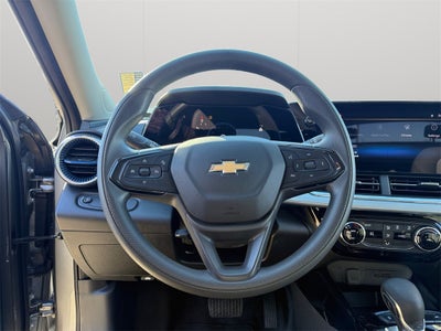 2025 Chevrolet Trax FWD LT