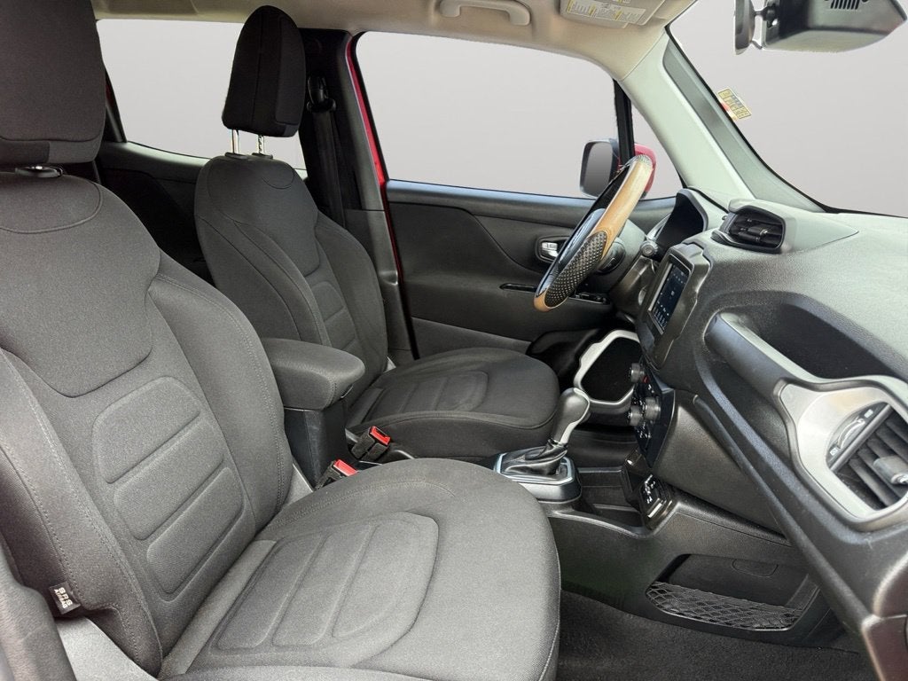 2020 Jeep Renegade Latitude FWD