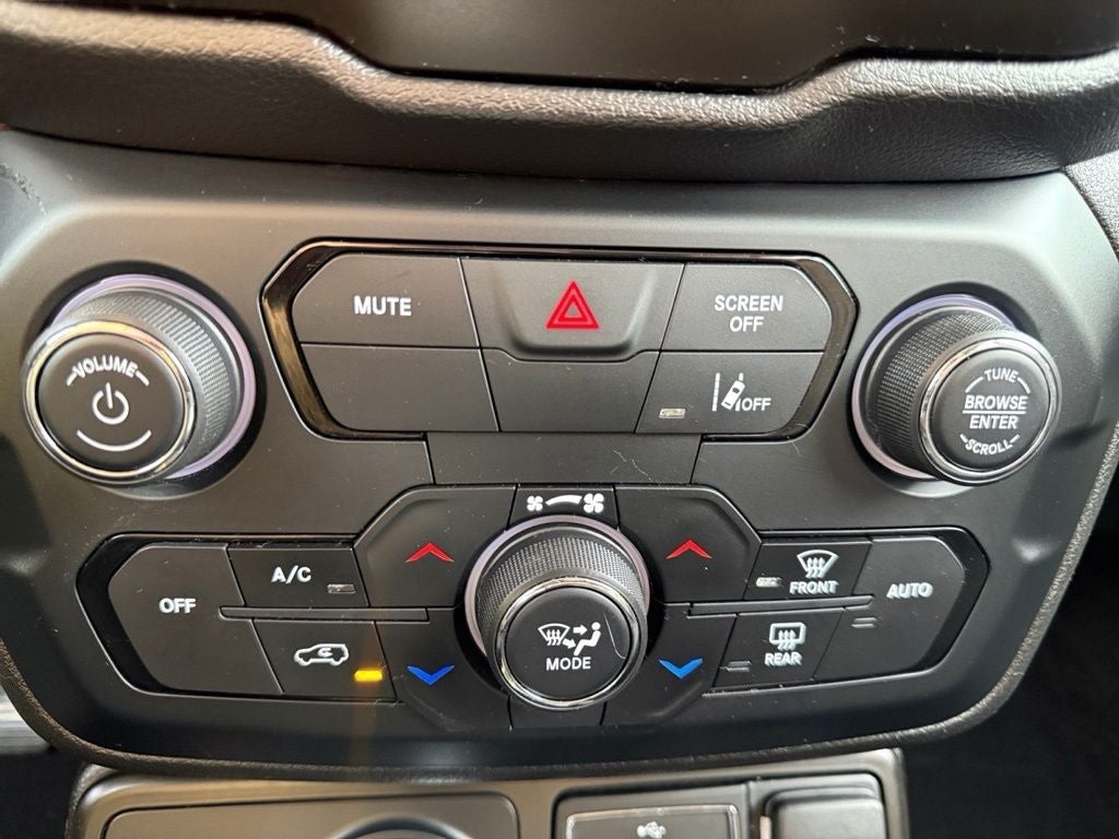 2021 Jeep Renegade Jeepster 4x4