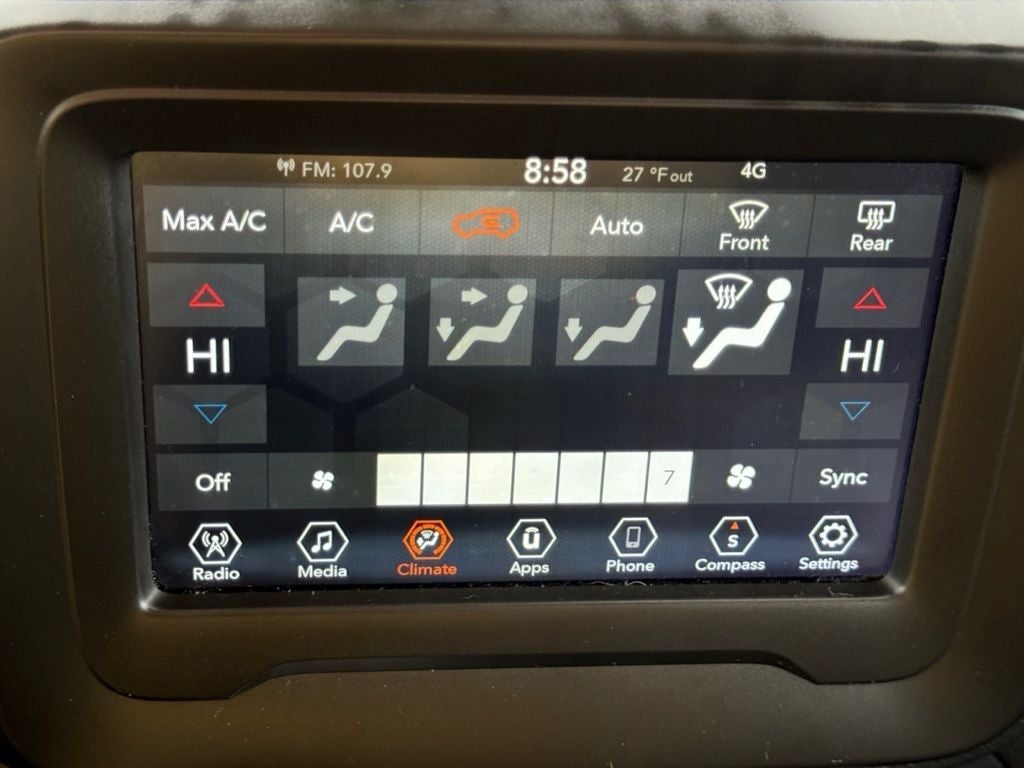 2021 Jeep Renegade Jeepster 4x4